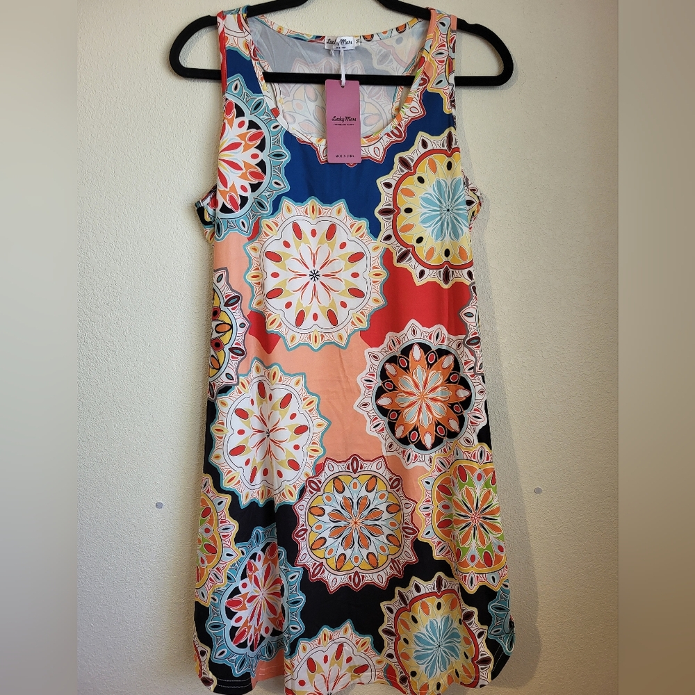 Lucky More Floral Racerback Tunic Dress With Pockets. Medium - Picture 5 of 11